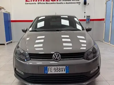 Usata VW Polo Trendline 60 CV (44 kW) 2016 Grigio Berlina