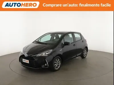 Usata Toyota Yaris Active 101 CV (74 kW) 2017 Nero