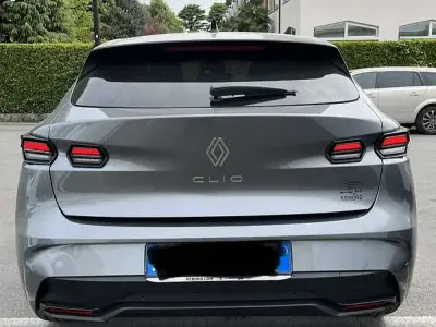 Nuova Renault Clio V Evolution 114 CV (83 kW) 2026 Berlina