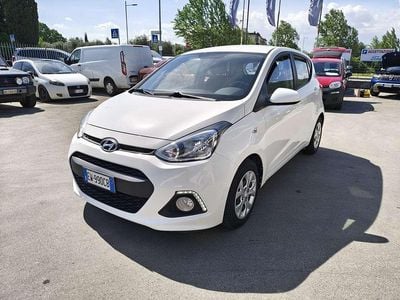 Usata Hyundai i10 Comfort 67 CV (49 kW) 2014 Bianco Utilitaria