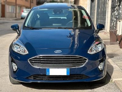 Usata Ford Fiesta Titanium 74 CV (54 kW) 2020 Blu Utilitaria