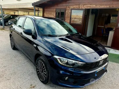 Usata Fiat Tipo Sport 131 CV (96 kW) 2021 Blu Station wagon
