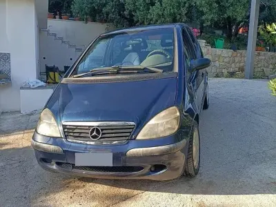 Usata Mercedes A170 95 CV (69 kW) 2003 Blu Berlina