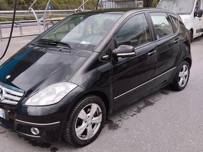Usata Mercedes A200 109 CV (80 kW) 2008 Nero Utilitaria