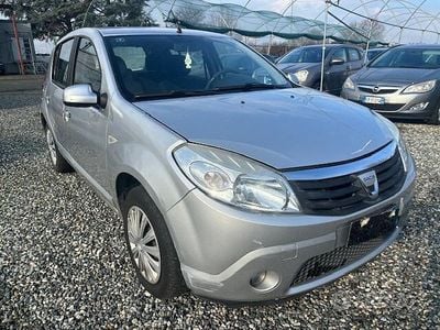 Usata Dacia Sandero Ambiance 75 CV (55 kW) 2009 Grigio Berlina