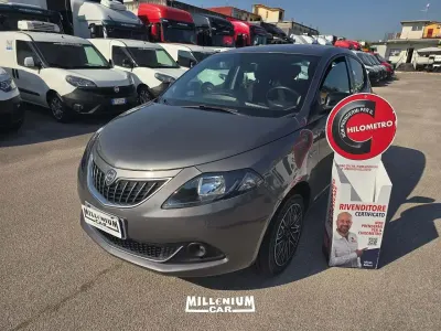 Usata Lancia Ypsilon