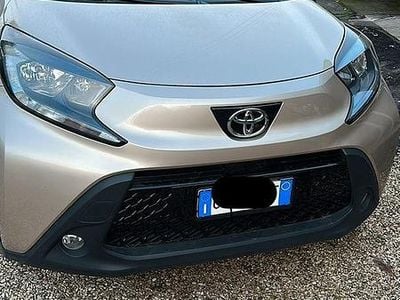 Usata Toyota Aygo X Trend 72 CV (52 kW) 2022 Giallo SUV