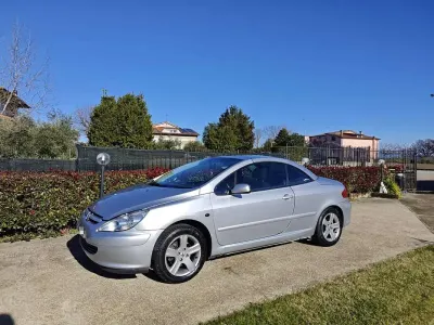 Begagnad Peugeot 307 CC 109 HK (80 kW) 2004 Silver Cab
