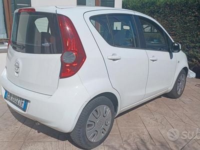 Opel Agila