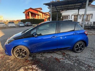 usata Toyota Yaris Hybrid Yaris 1.5 Hybrid 5 porte Trend "Blue Edition"