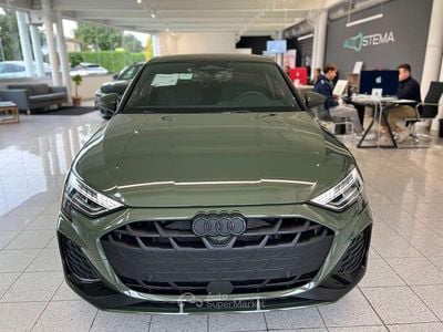 Nuova Audi A3 S-Line 150 CV (110 kW) 2025 Verde district metallizzato