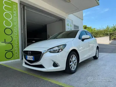 Usata Mazda 2 Comfort 75 CV (55 kW) 2018 Bianco Berlina