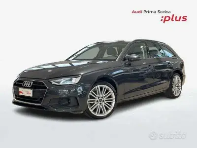 Begagnad Audi A4 Business 163 HK (119 kW) 2022 Grå Kombi