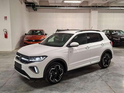 Nuova VW T-Cross R-line Plus 116 CV (85 kW) 2025 Pure white pastello (0q0q) SUV