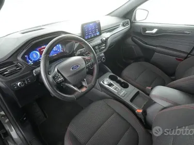 Usata Ford Kuga ST-Line 152 CV (111 kW) 2023 Magnetic grey  metallizzato SUV