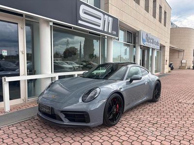 Porsche 911 Carrera GTS