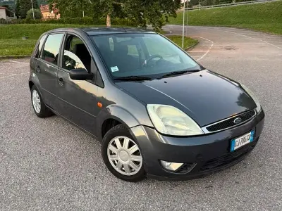Usata Ford Fiesta 80 CV (58 kW) 2003 Utilitaria