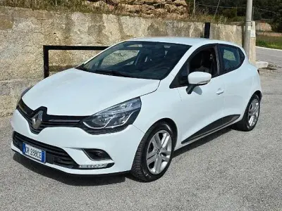 Usata Renault Clio 75 CV (55 kW) 2018 Bianco Utilitaria