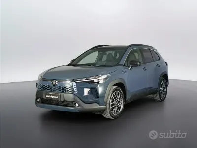 Usata Toyota Corolla Cross Premium 178 CV (130 kW) 2025 Grigio SUV