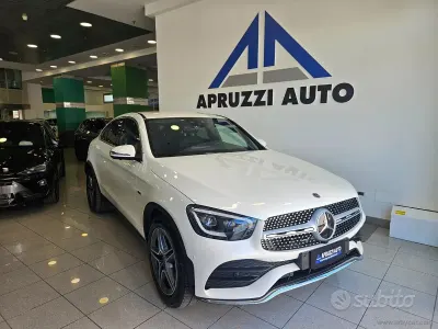 Usata Mercedes GLC300 Premium 211 CV (155 kW) 2020 Bianco SUV