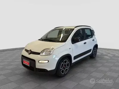Usata Fiat Panda City Life 69 CV (50 kW) 2021 Bianco Utilitaria