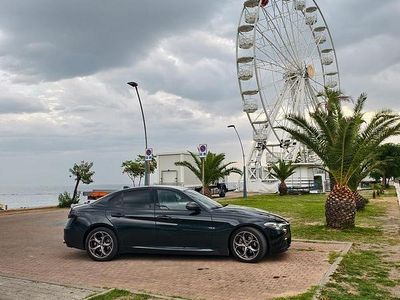 Usata Alfa Romeo Giulia Super 180 CV (132 kW) 2016 Nero Berlina