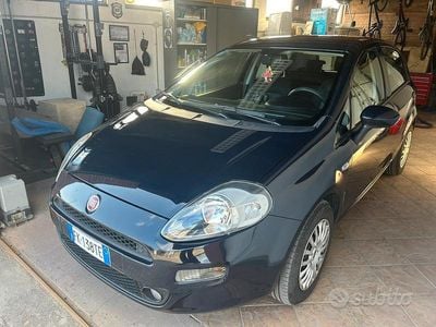 Usata Fiat Punto 95 CV (69 kW) 2017 Blu Utilitaria
