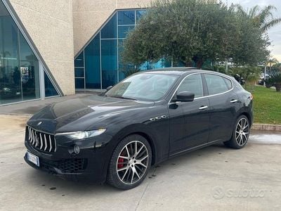 Usata Maserati Levante 275 CV (202 kW) 2021 Nero SUV