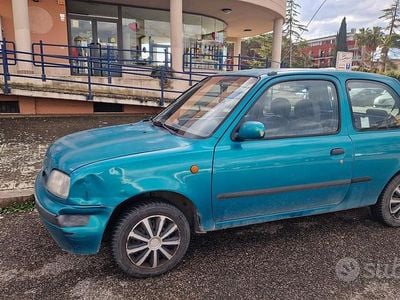 Usata Nissan Micra 1997 Verde Utilitaria