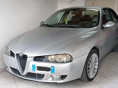 Usata Alfa Romeo 156 150 CV (110 kW) 2004 Grigio Berlina