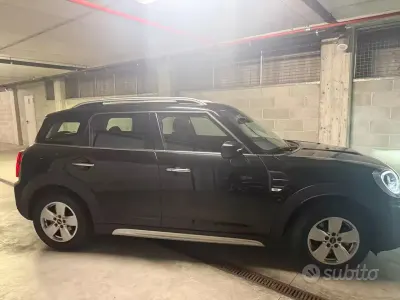Usata Mini Countryman 136 CV (100 kW) 2022 Nero SUV