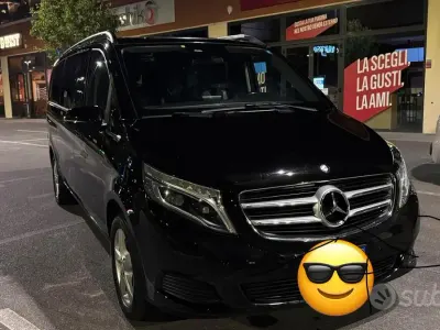Usata Mercedes E250 190 CV (139 kW) 2016 Nero Monovolume