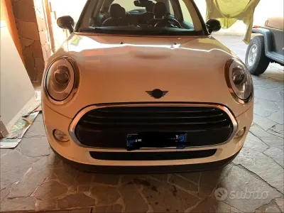 Usata Mini Cooper D 116 CV (85 kW) 2015 Utilitaria