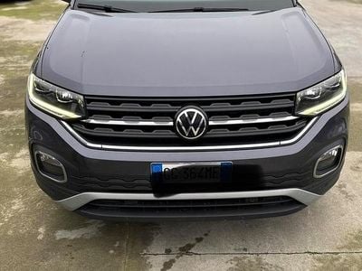 Usata VW T-Cross Advance 150 CV (110 kW) 2021 Grigio SUV
