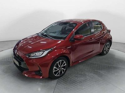Usata Toyota Yaris Hybrid Trend 116 CV (85 kW) 2023 Rosso Utilitaria