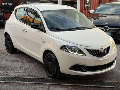 Usata Lancia Ypsilon Silver 69 CV (50 kW) 2022 Other Utilitaria