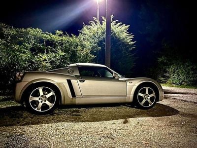 Usata Opel Speedster 147 CV (108 kW) 2006 Grigio Cabrio