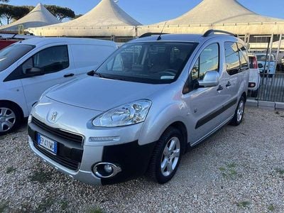 Usata Peugeot Partner Tepee Outdoor 92 CV (67 kW) 2013 Argento Monovolume