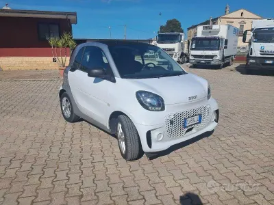 Usado Smart ForTwo Coupé 41 kW (56 CV) 2022 Blanco Coupe