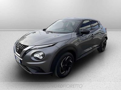 Usata Nissan Juke N-Connecta 114 CV (83 kW) 2023 Grigioblack SUV