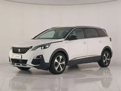 Usata Peugeot 5008 Allure 120 CV (88 kW) 2017 Bianco SUV