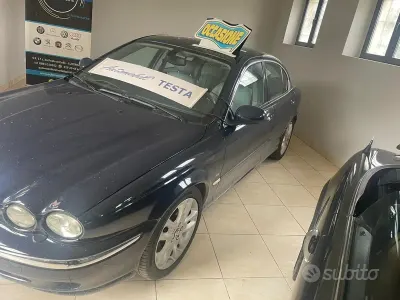 Gebraucht Jaguar X-type Executive 196 PS (144 kW) 2002 Blau Limousine