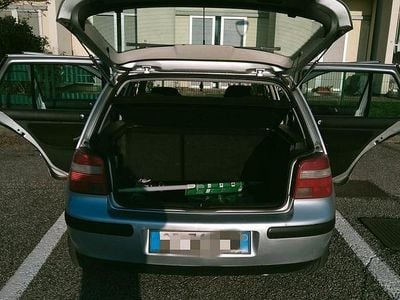 Usata VW Golf IV 2003 Grigio Berlina
