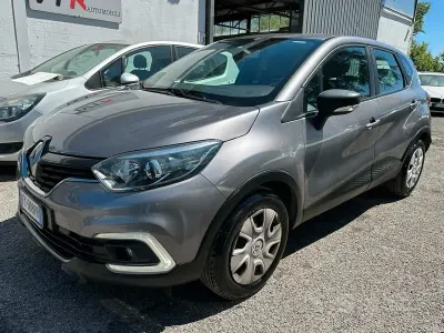 Occasion Renault Captur Life 90 PK (66 kW) 2019 Grijs SUV