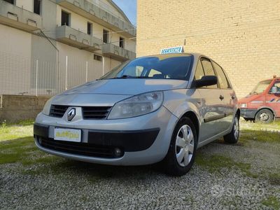 usata Renault Scénic II Scénic 1.9 dCi Confort Dynamique