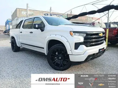 Nuova Chevrolet Silverado 420 CV (308 kW) 2026 Bianco SUV