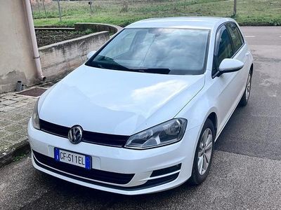 Usata VW Golf VII 105 CV (77 kW) 2014 Bianco Berlina