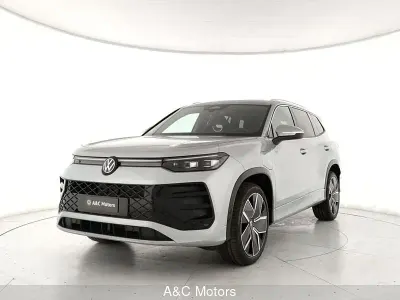 Nuova VW Tayron R-line 204 CV (150 kW) 2026 Argento SUV