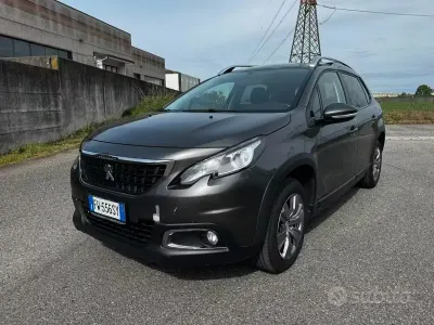 Brugt Peugeot 2008 Allure 83 HK (61 kW) 2019 Grå SUV