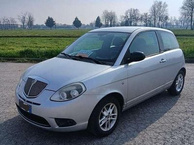 Usata Lancia Ypsilon 69 CV (50 kW) 2012 Utilitaria